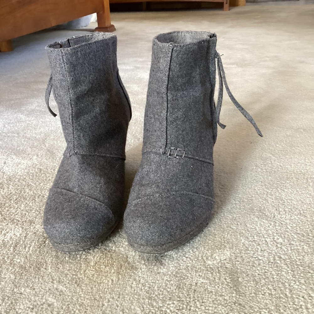 Toms Gray Wool Wedge Zip-up Ankle Boot